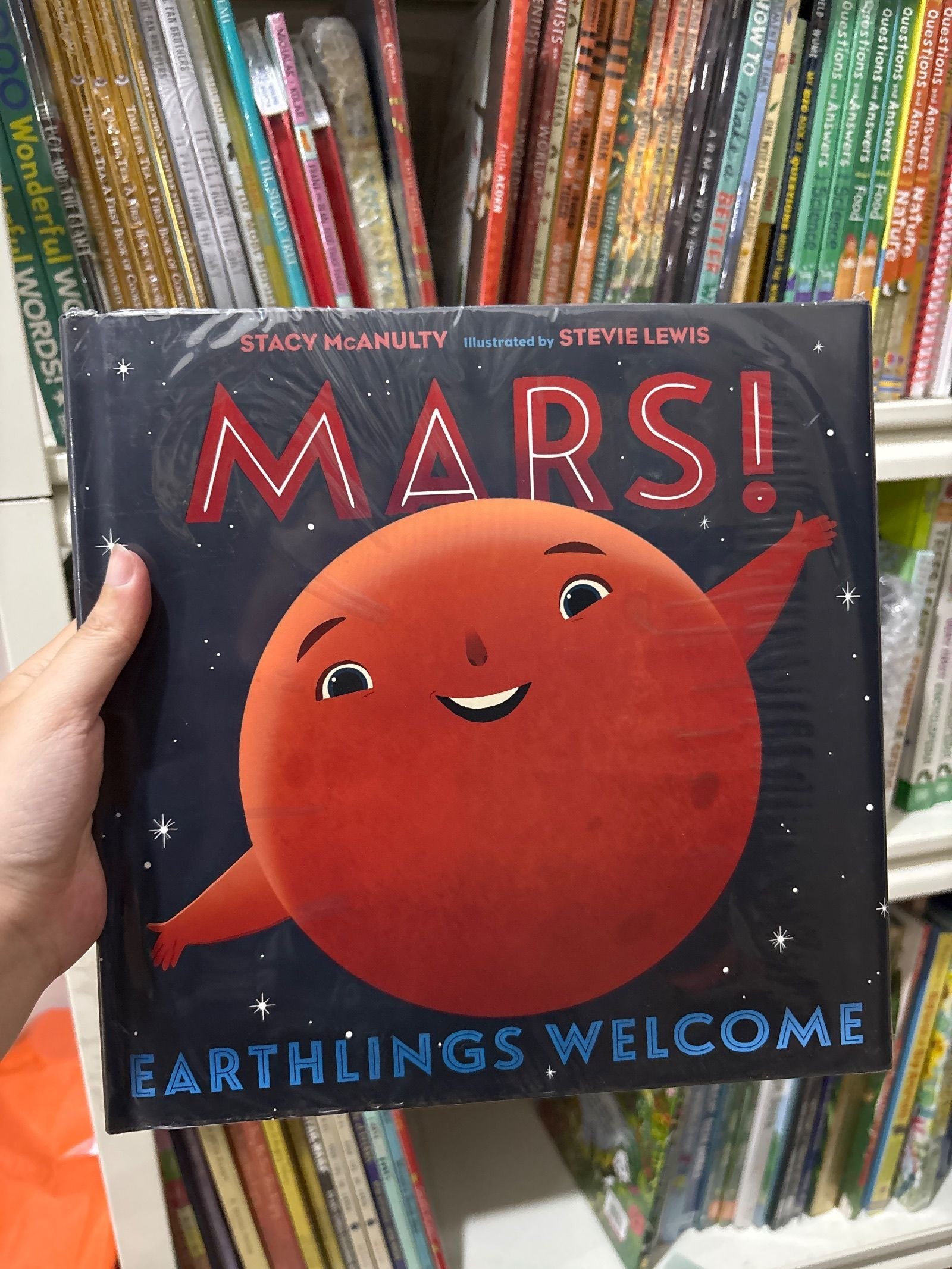 Mars! Earthlings Welcome